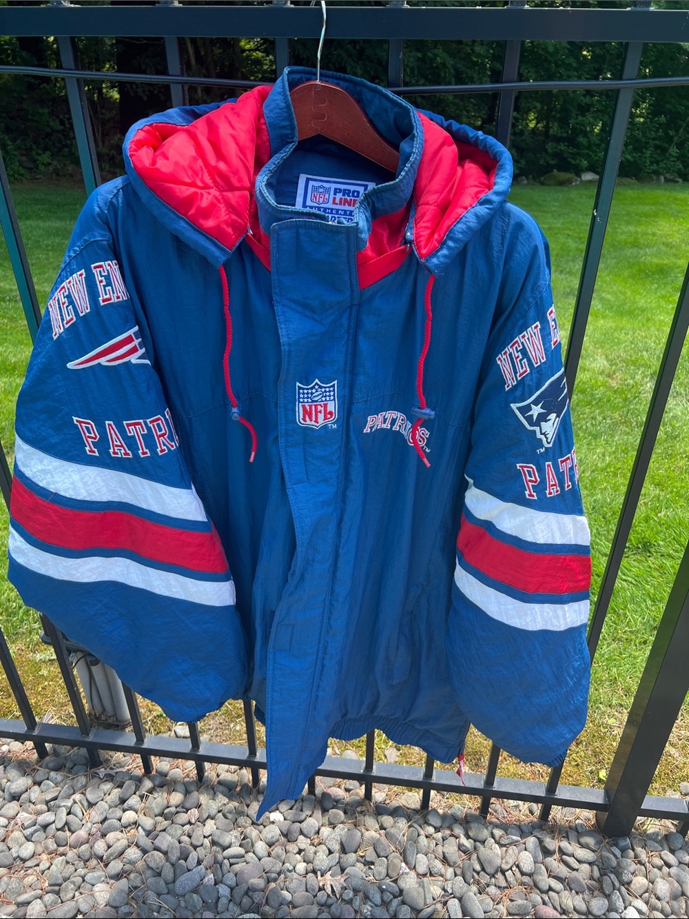 Super rare VINTAGE Starter New England Patriots Blue & Red Hooded Jacket